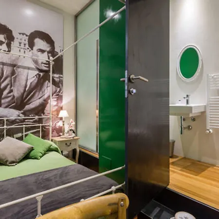 5 For 7 People Near Coloseum Vendégház 2*