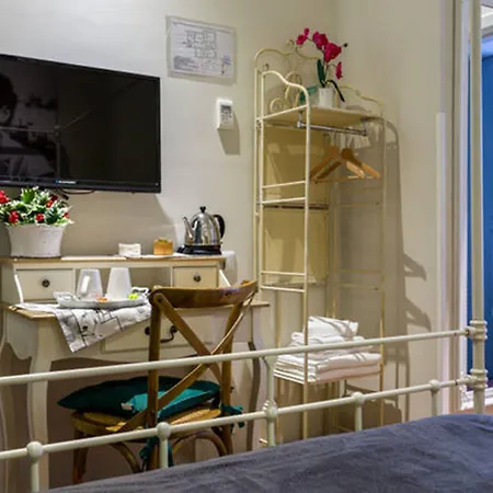 5 For 7 People Near Coloseum Vendégház 2*