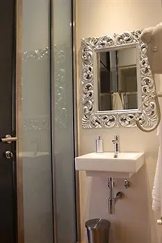 Vendégház 5 For 7 People Near Coloseum 2*