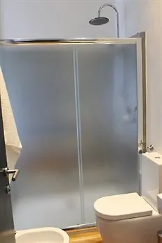 5 For 7 People Near Coloseum Róma