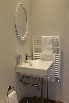 5 For 7 People Near Coloseum Vendégház 2*