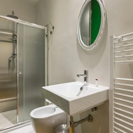 5 For 7 People Near Coloseum Vendégház Róma